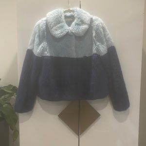 Adorable faux fur Alice and Olivia jacket XS